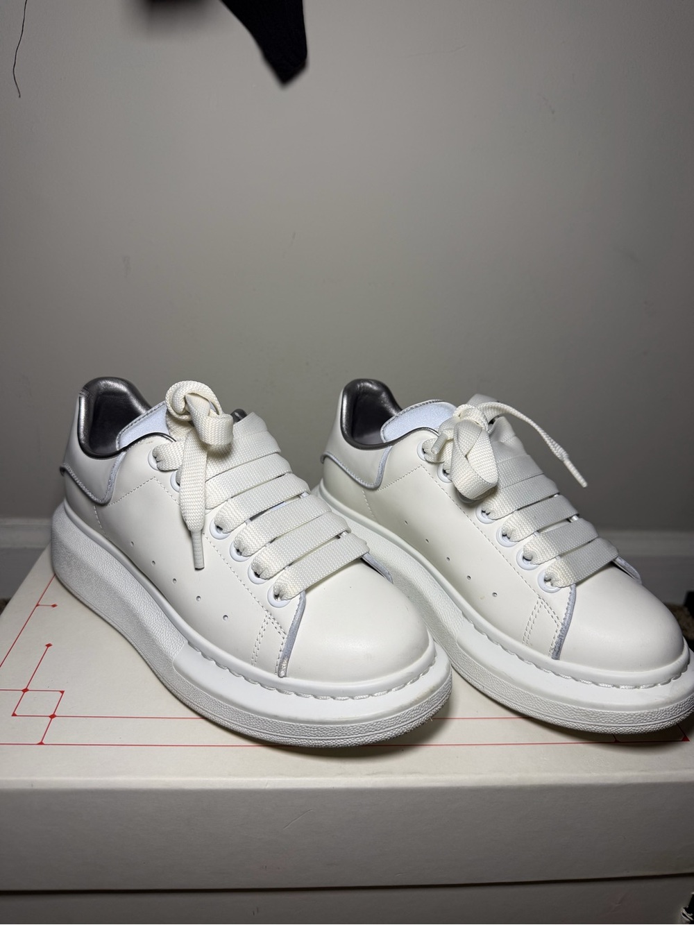 🤍✨ Alexander McQueen Oversized Sneakers — White/Metallic